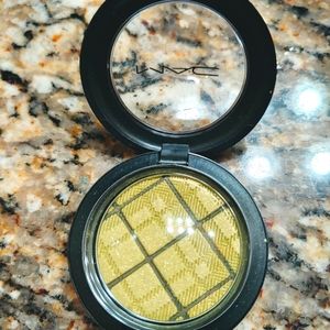 Mac eyeshadow